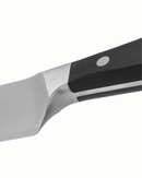 Détail du couteau de chef Arcos Manhattan – 21 cm – acier NITRUM® forgé avec un manche ergonomique.