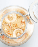 4 Poids de fermentation Westmark pour maintenir les légumes immergés dans vos bocaux de lactofermentation.

