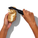 Éplucheur à légumes oscillant – OXO Good Grips
